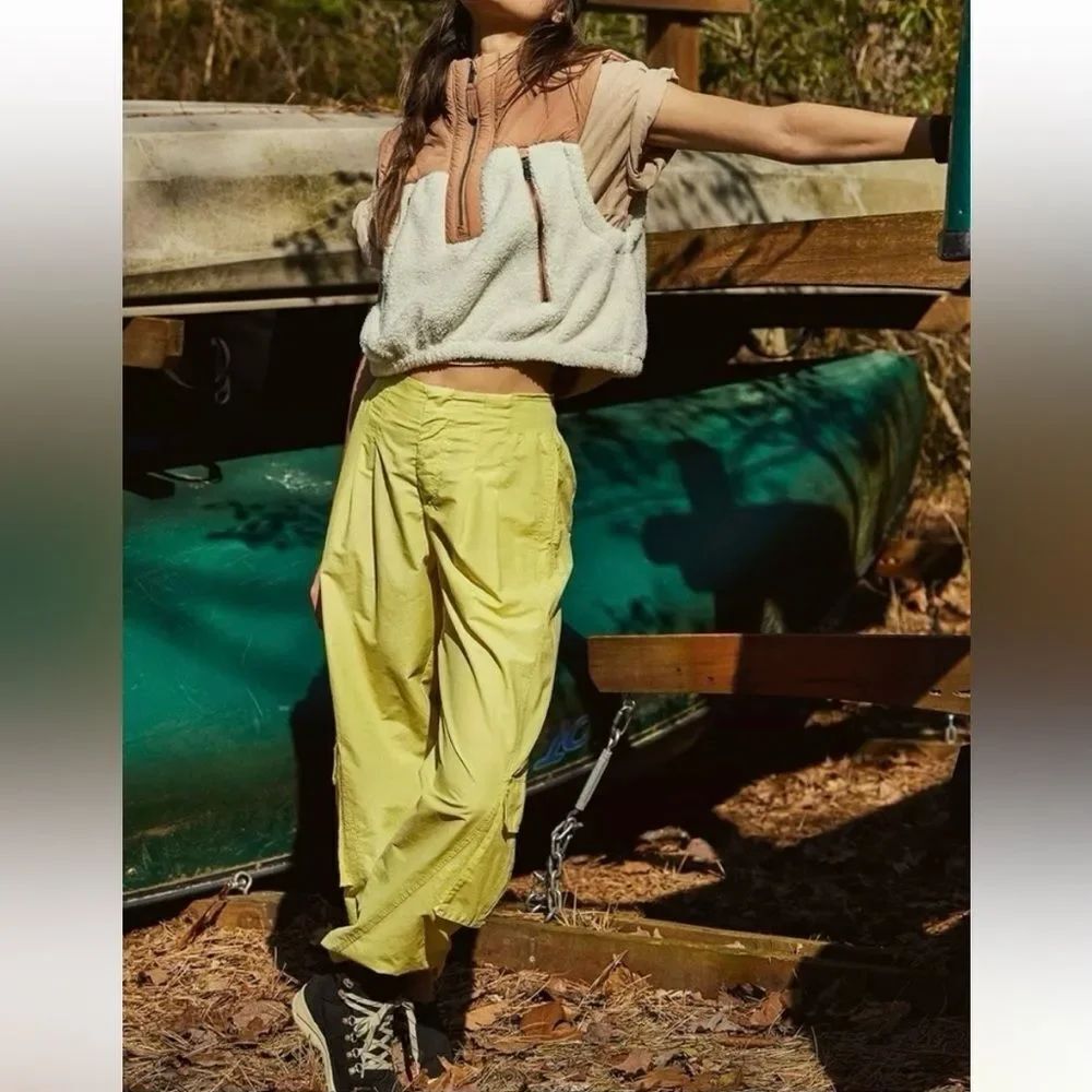 Free People Movement Mesmerize Me Cargo Pants – Yellow, Lightweight, Size Small